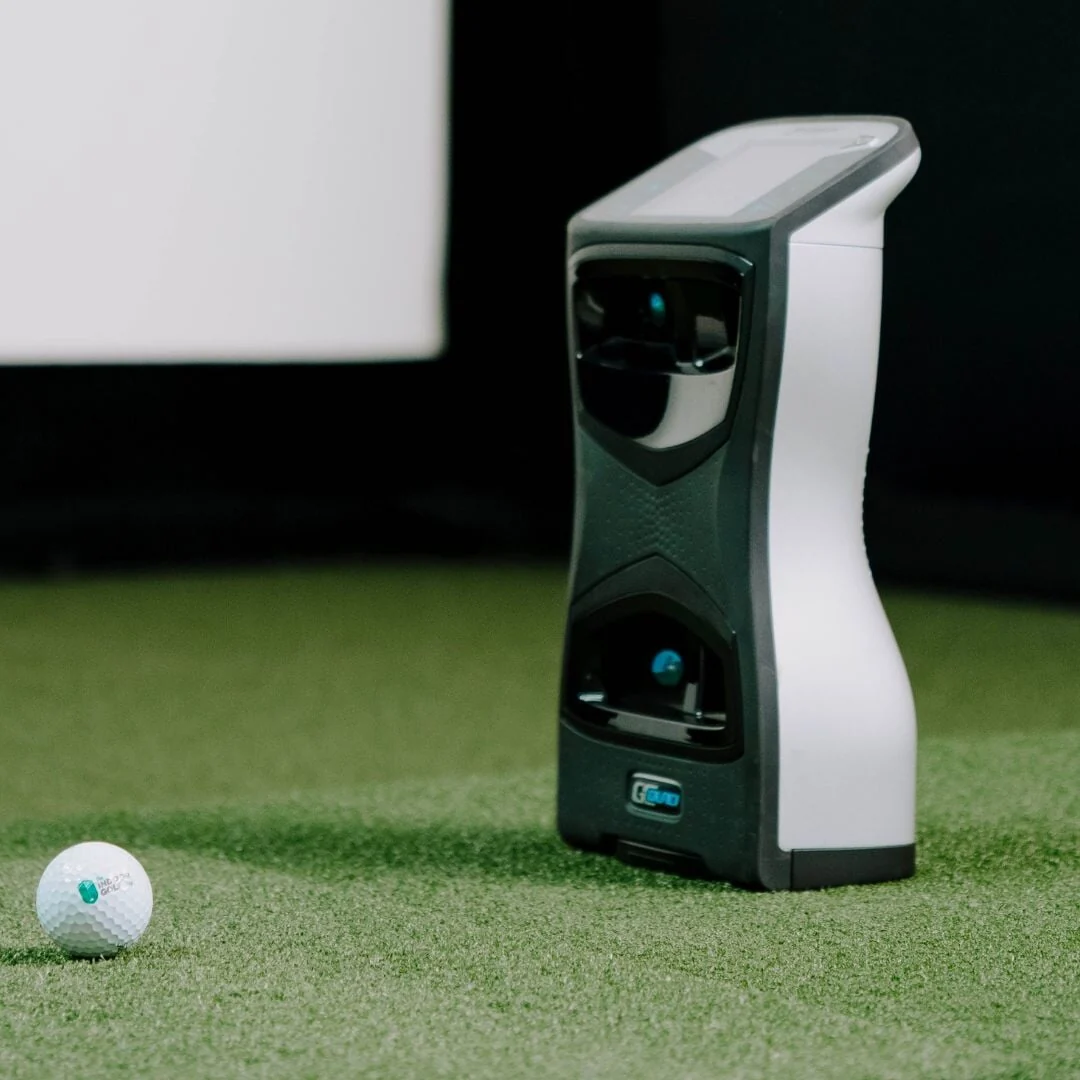 Foresight Sports GCQuad Garage Golf Simulator Package - Image 4